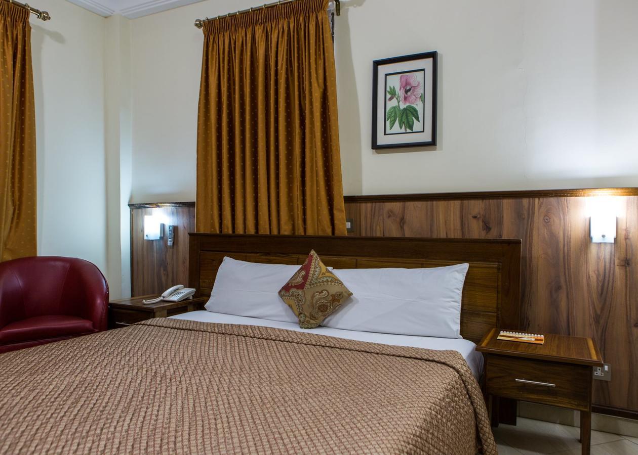 Charleston Hotel Accra Esterno foto